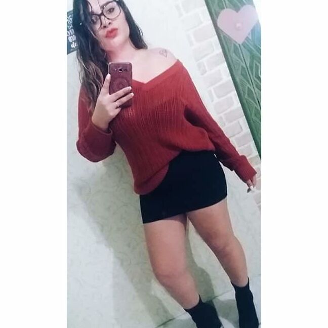 SAIAS E VESTIDINHOS SO RABUDA GOSTOSA
