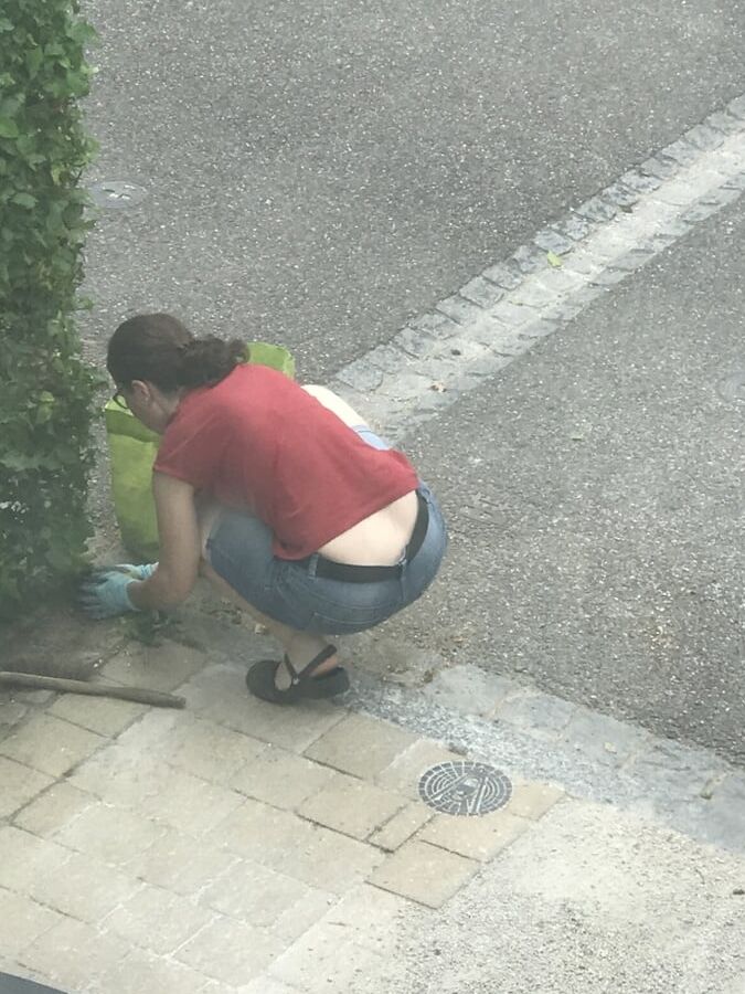 Devote Nachbarin Teil