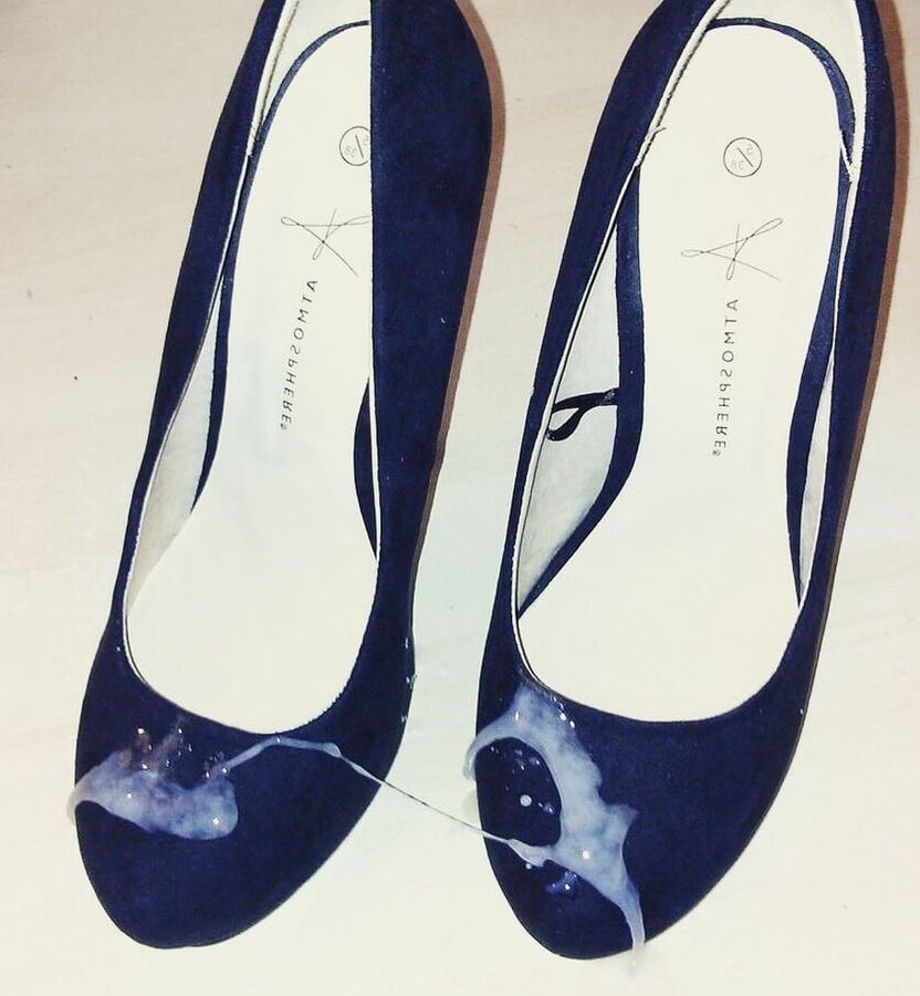 Cummed Highheels from Istagram