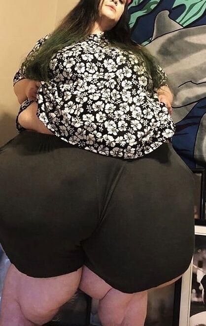 Belly To Knees