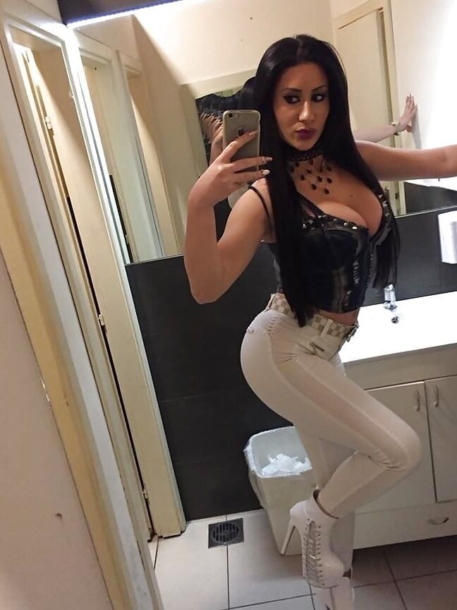 Sexy babe