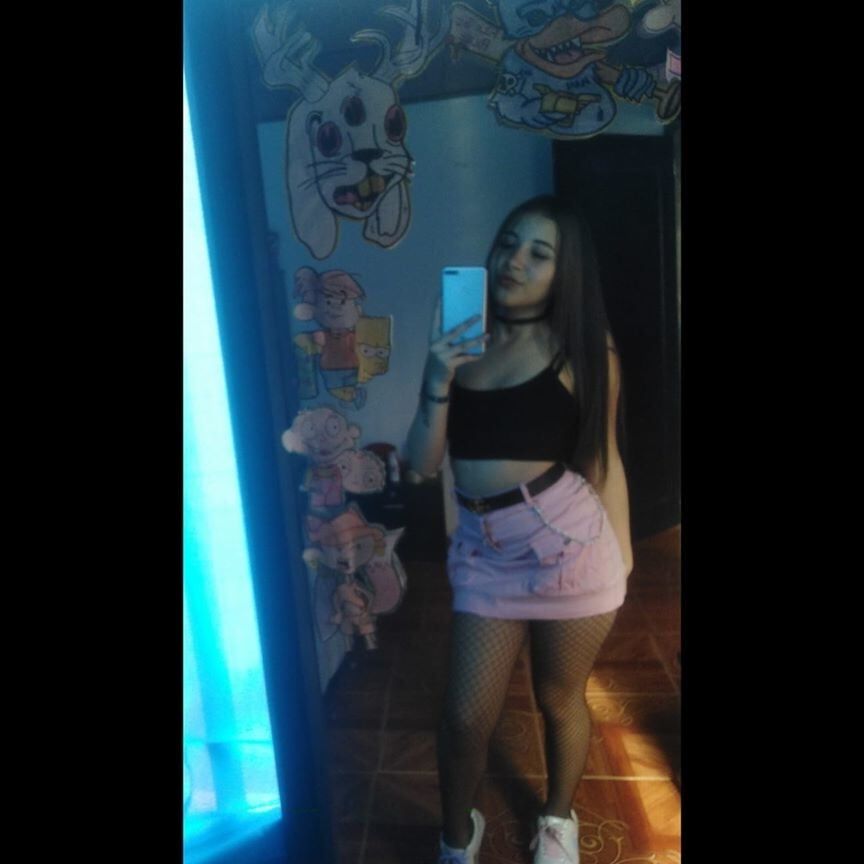 VALEN TINA