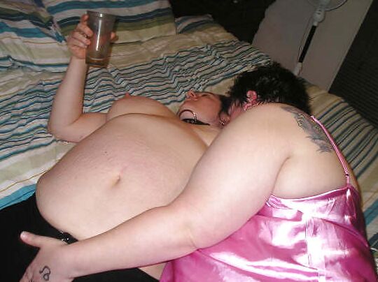 Viel weiches Fleisch SSBBW