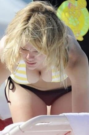 Brooklyn decker hot