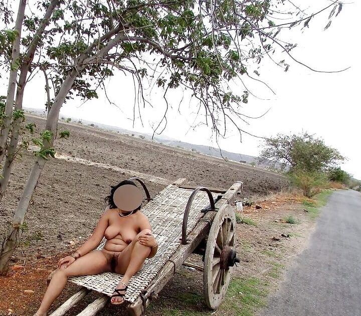 Desi village bhabhi