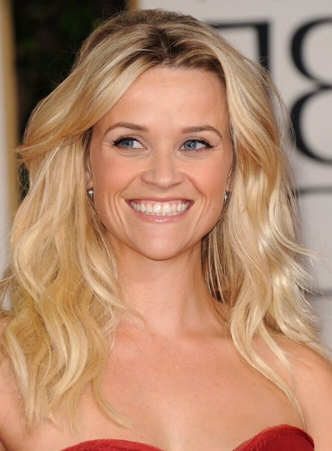 Sexy MILF Reese -