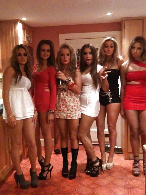 Social distancing slut