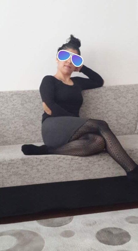 Voyeur Amateur and Pantyhose