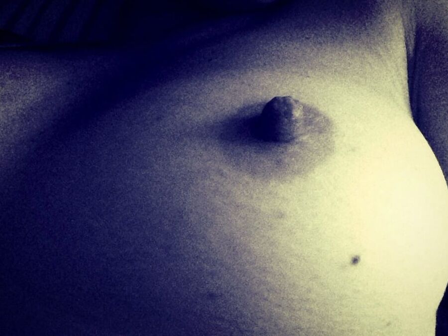 tits f