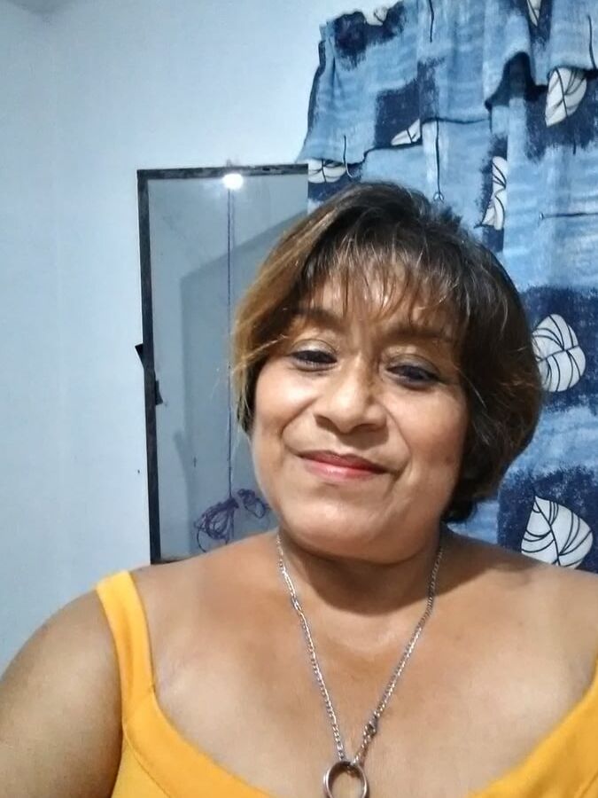 Argelia Madura Tosca y Tetona - Mexican Mature mom