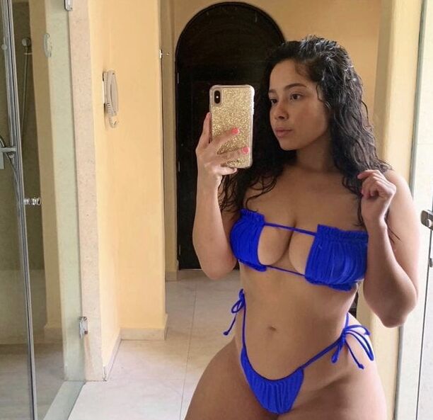 Latina Women Vol