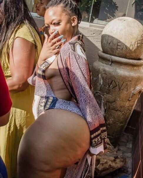 Black Women: Ass