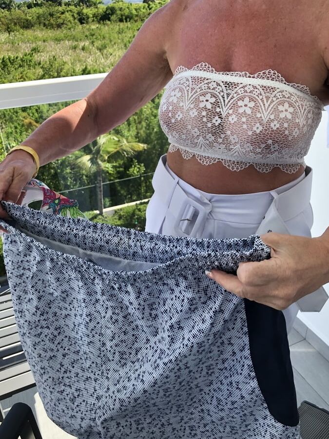 No Bra