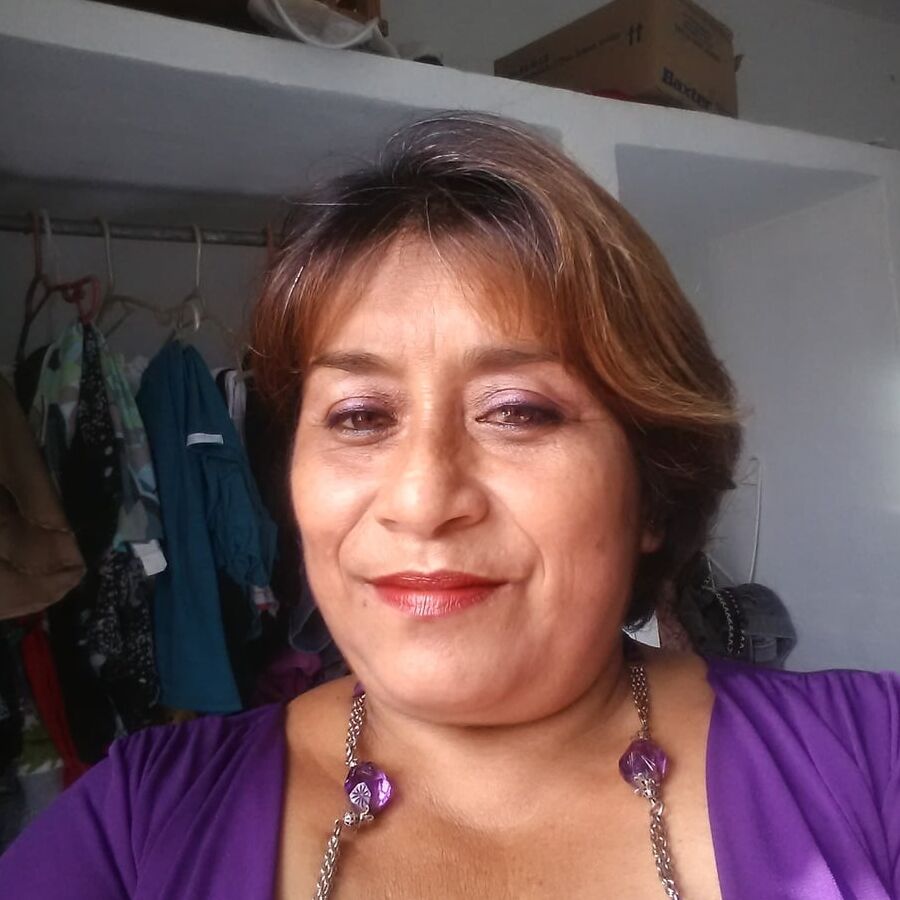 Argelia Madura Tosca y Tetona - Mexican Mature mom