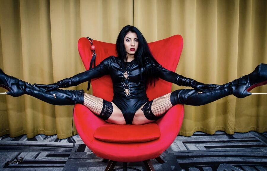 Favourite Dom Wank Target