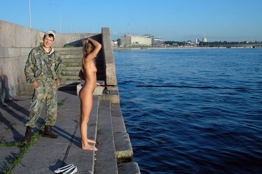 Nice sporty blonde posing naked at public with stranger