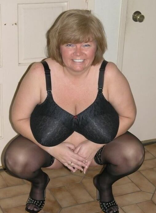 beautiful women with good lungs