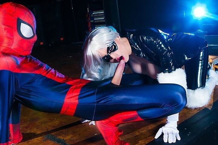 COSPLAY