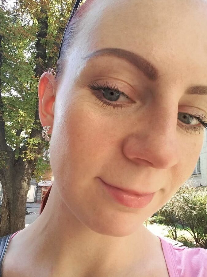 Comment me, Tributeme, or just enjoy looking at me