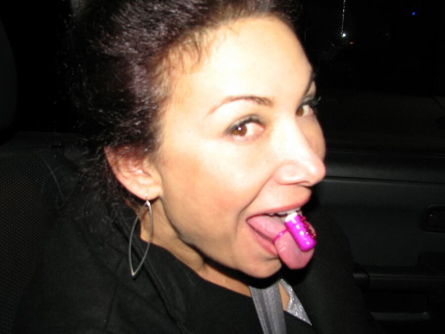 SDRUWS - HORNY LATIN MATURE SLUT WIFE EXPOSED BY HUSBAND