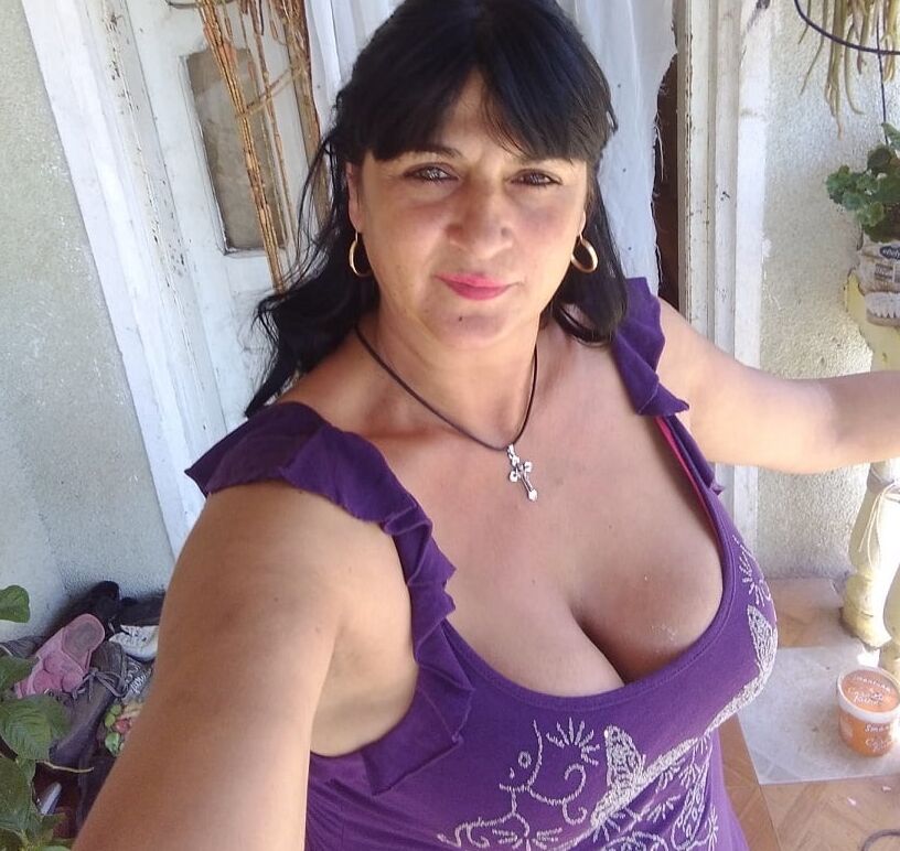 ROU ROMANIAN MILFS HORNY WALACHIAN MOM CUNT