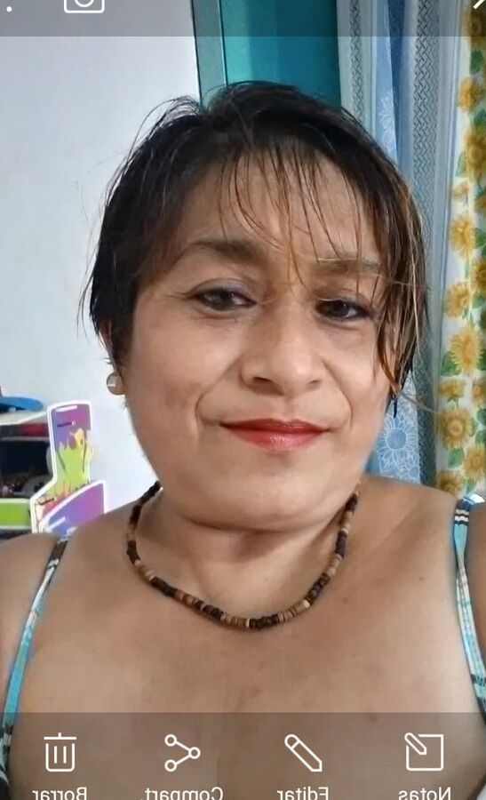 Argelia Madura Tosca y Tetona - Mexican Mature mom