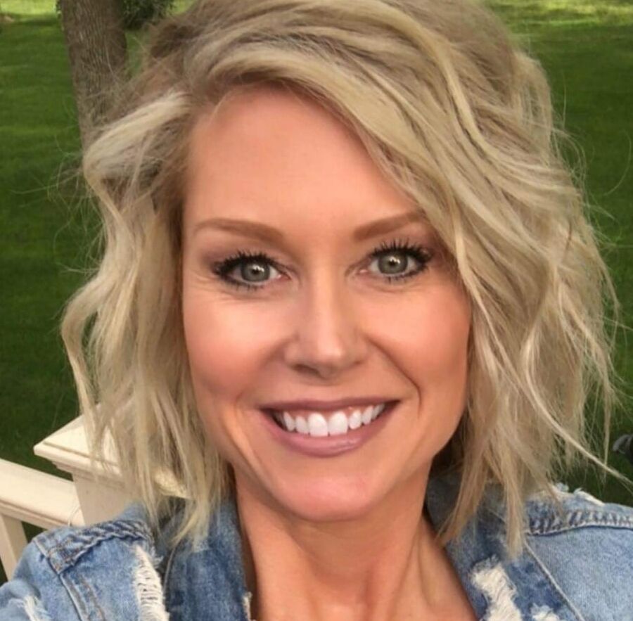 Gilf is back with a hot butt