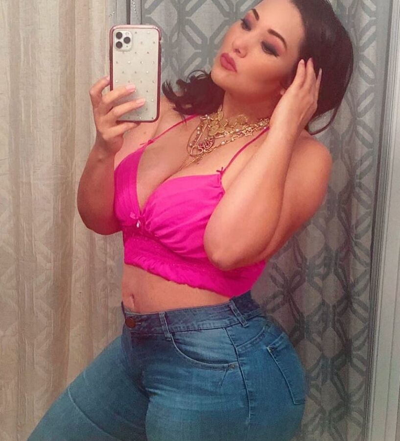 Reina samayoa