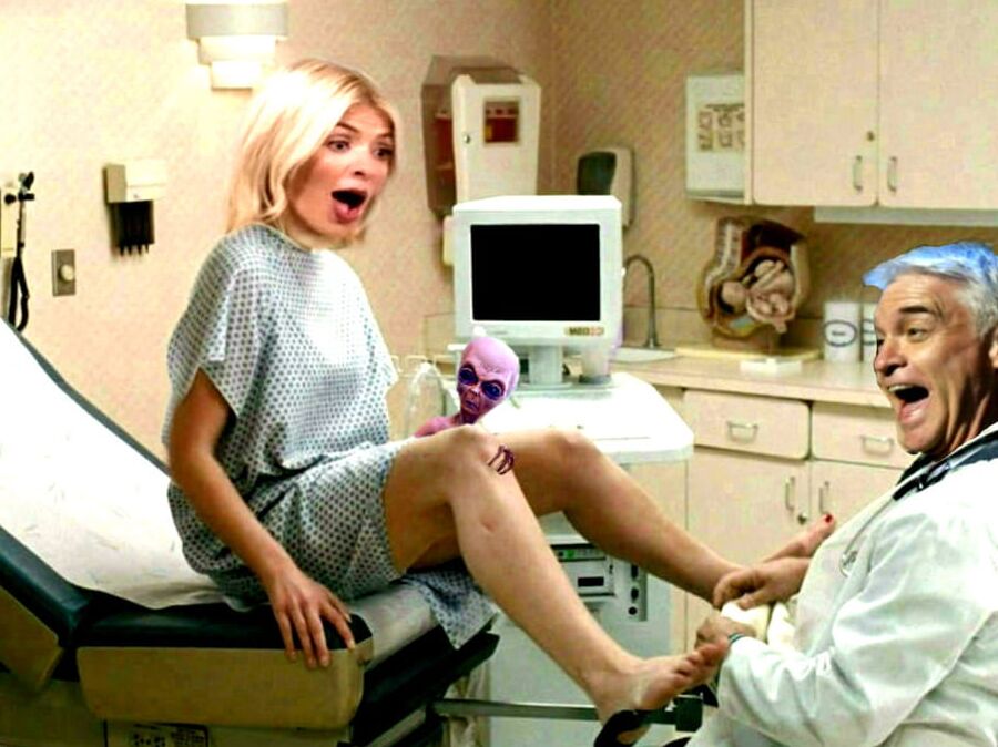holly willoughby