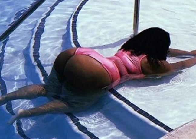Sexy mega booty big leg pear bbw wiki