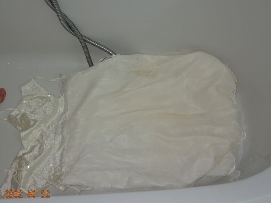 white dress piss