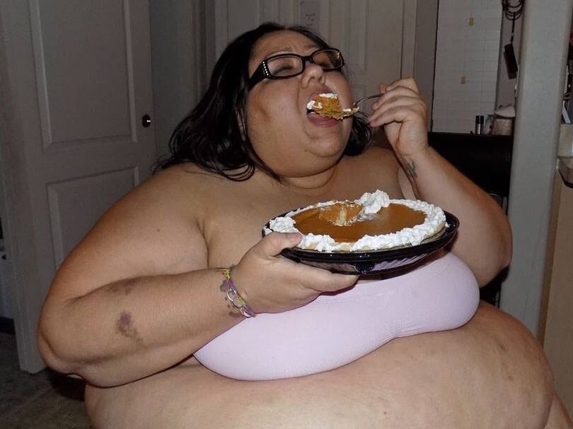 BBW Fat Girls and Food