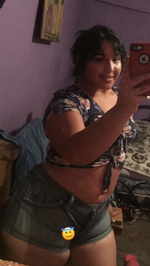 Rosa isela nalgona