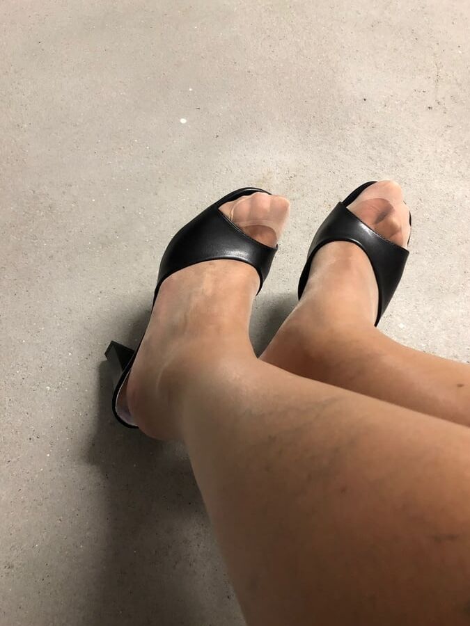 Nylonfeet III
