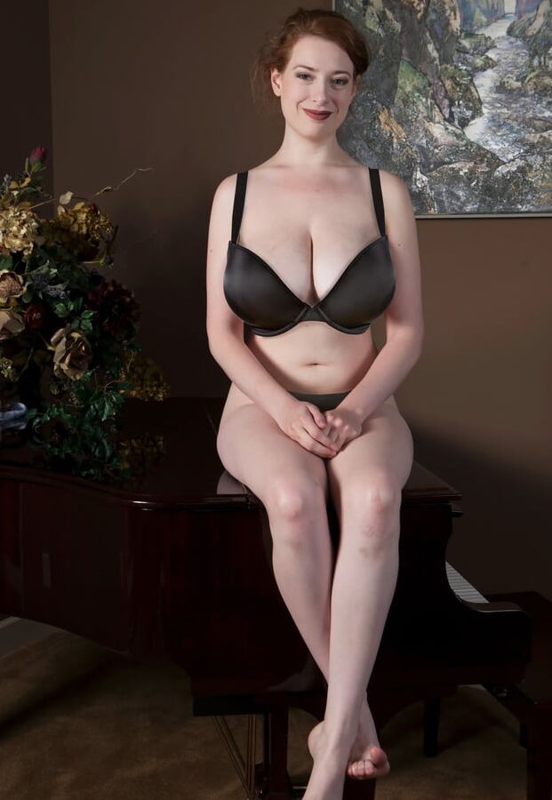 curvy lingerie