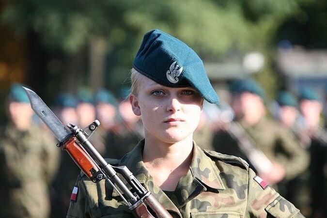 Polish women in uniform