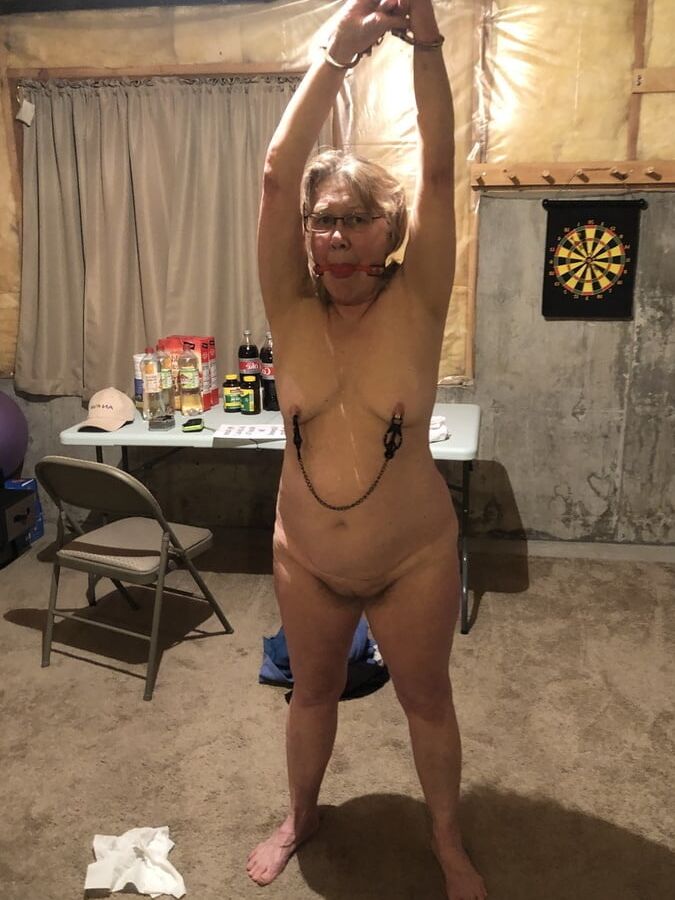 Have more pics of her ? Want to see them