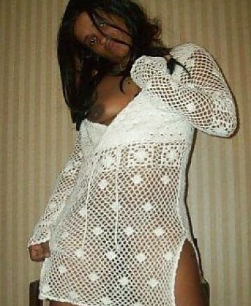 Dark indian slut hot body
