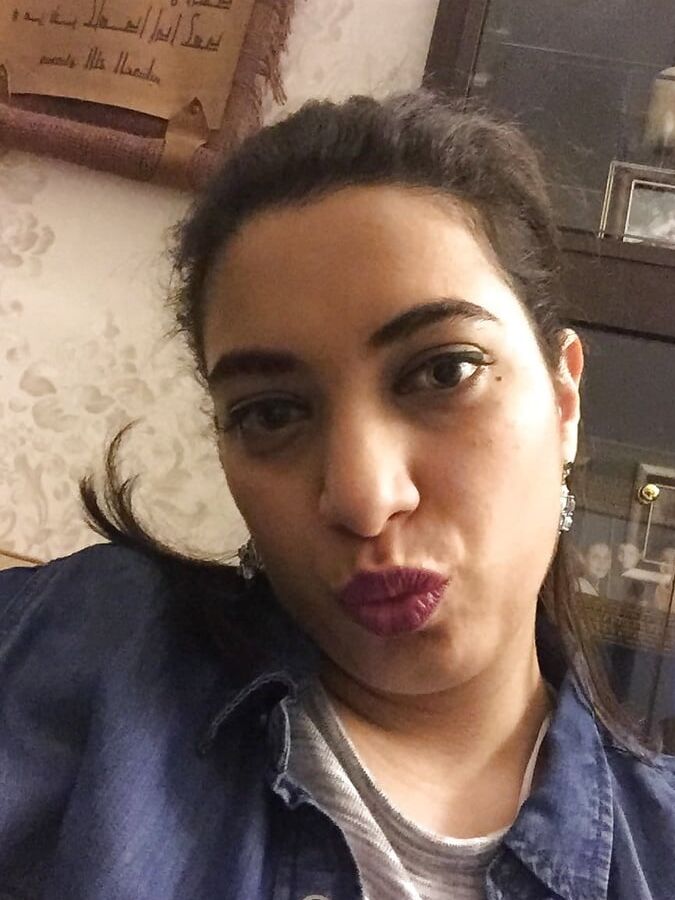 Desi Kashmiri Married Lady
