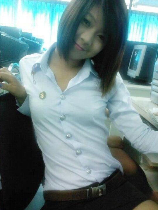 Thai uni girls