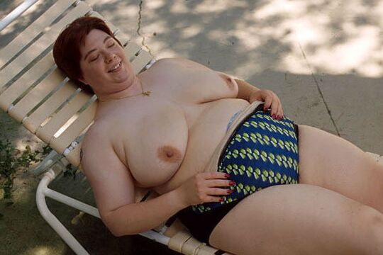 Bbw mix (Sunbathing)