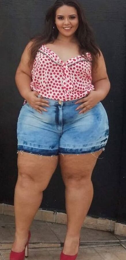 Latin mega chunky pear bbw Marell