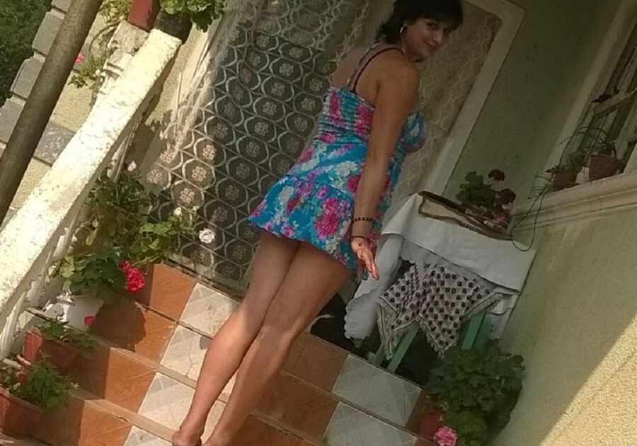 ROU ROMANIAN MILFS HORNY WALACHIAN MOM CUNT