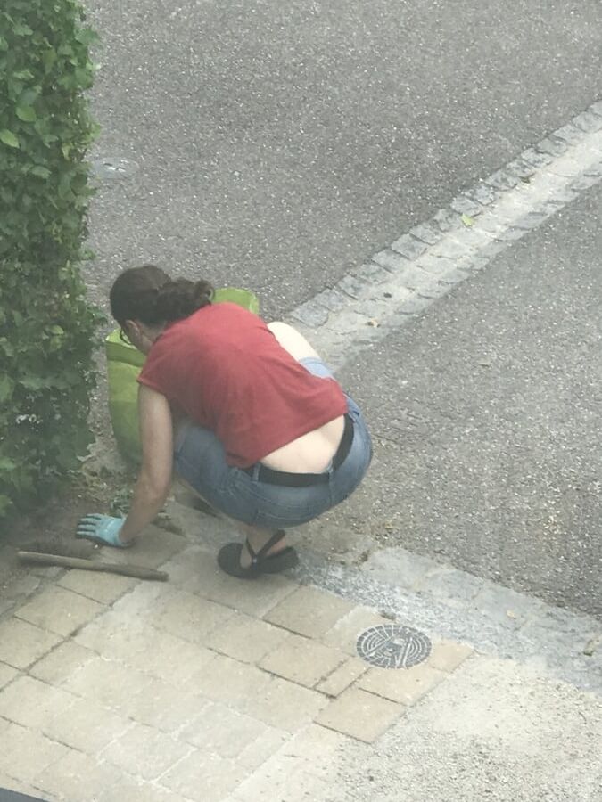 Devote Nachbarin Teil