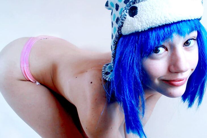 Romi, A beuty babe!