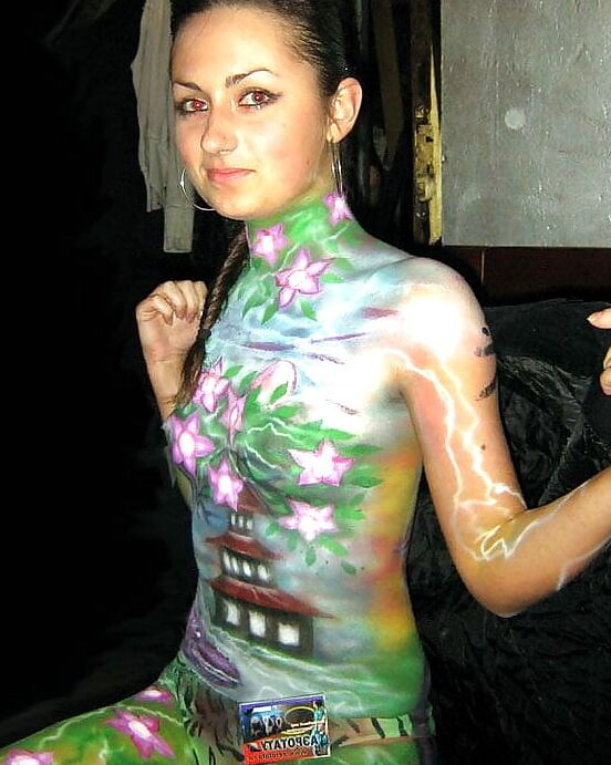 Bodypaint Sexy-Hot Nude Babes (Best-Of Compilation)_