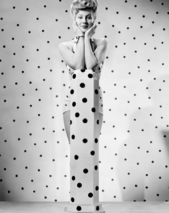 Chili Williams, vintage model