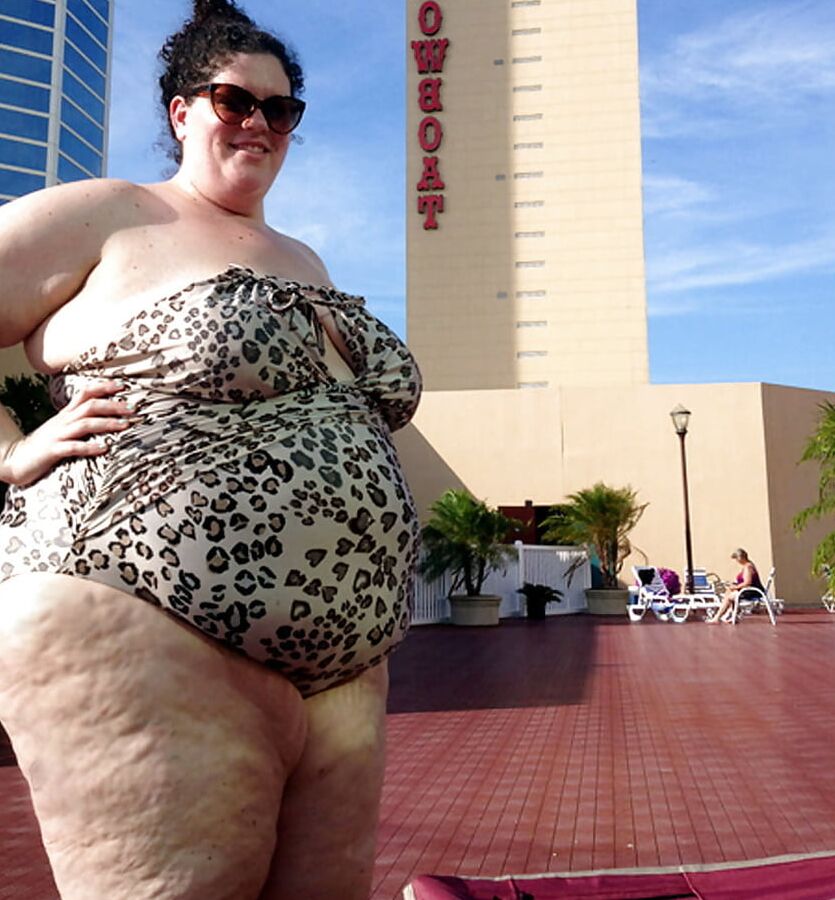 Granny Cleavage for boys