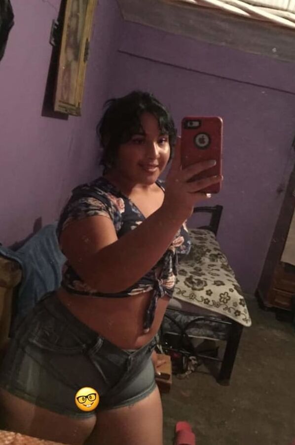 Rosa isela nalgona
