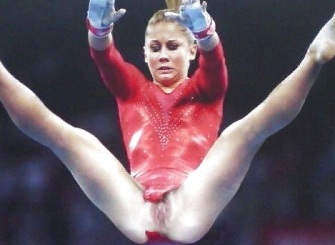 Sport Bottomless Upskirt